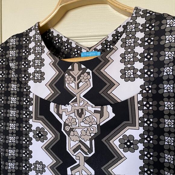 J. McLaughlin Round Neck Top Catalina Cloth Geometric Tile Print Women's Small - Picture 2 of 10